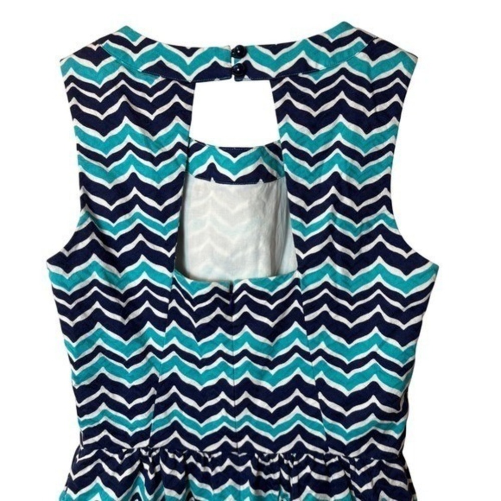 Vineyard Vines Fit Flare Dress Blue White Open Back Coastal Preppy Size 4 - Picture 8 of 12